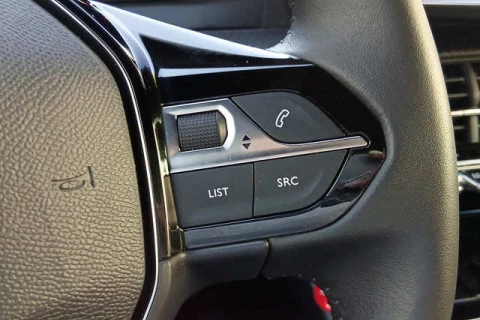 Peugeot 2008 PureTech 100 S&S Allure 75 kW (100 CV)