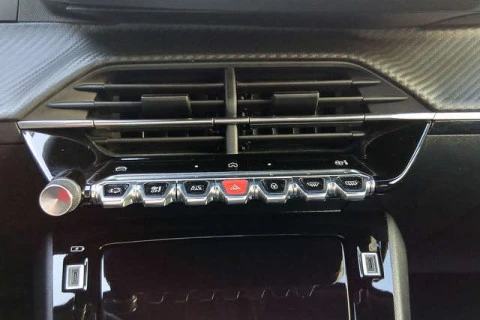 Peugeot 2008 PureTech 100 S&S Allure 75 kW (100 CV)