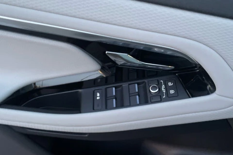 Land Rover Range Rover Evoque D163 MHEV S 4WD Auto 120 kW (163 CV)