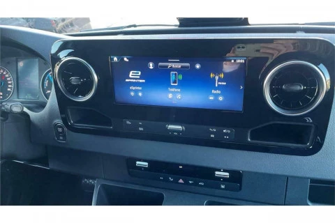 Mercedes-Benz Sprinter eSprinter 320 PRO LARGO (56kWh)