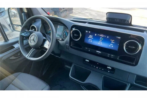 Mercedes-Benz Sprinter eSprinter 320 PRO LARGO (56kWh)