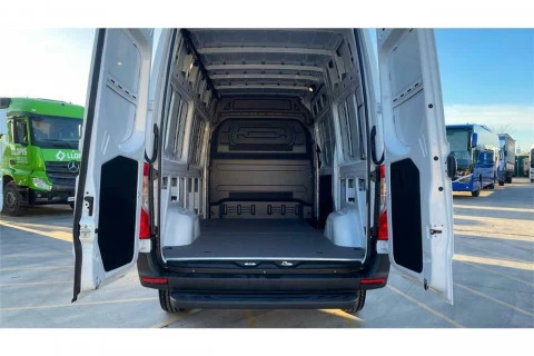 Mercedes-Benz Sprinter eSprinter 320 PRO LARGO (56kWh)