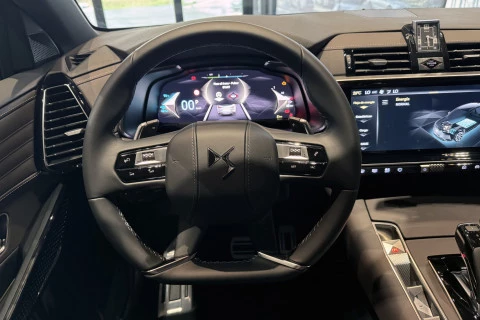 DS 7 E-TENSE 225 SAINT EXUPERY