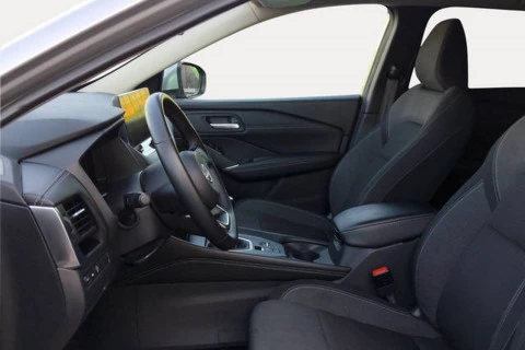 Nissan Qashqai DIG-T 103kW N-Connecta