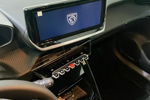 Peugeot 208 Allure HYBRID 110 eDCS6