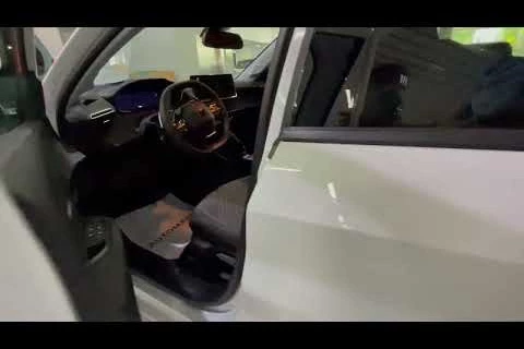 Peugeot 208 Allure HYBRID 145 eDCS6