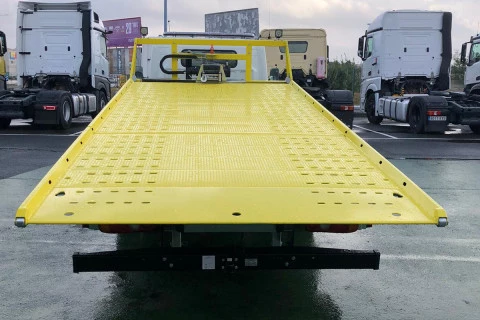 Mitsubishi Fuso Canter 7c18 7C18 + GRUA PORTACOCHES FOIMA