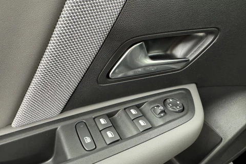 Citroën C4 Hybrid 145 ë-DCS6 Collection