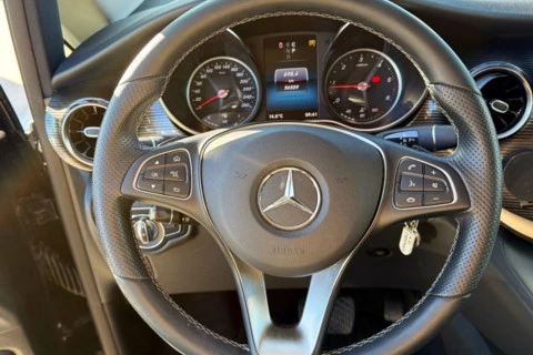 Mercedes-Benz Clase V 220 d Avantgarde Largo