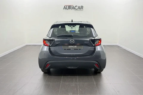 Mazda2 1.5 85 kW (116 CV) CVT Centre-line