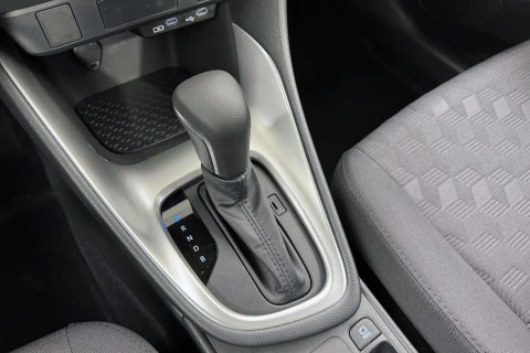 Mazda2 1.5 85 kW (116 CV) CVT Centre-line