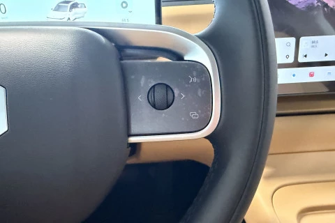 Leapmotor C10 C10 REEV 28.4 kWh Design REEV Hybrid A