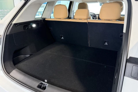 Leapmotor C10 C10 REEV 28.4 kWh Design REEV Hybrid A