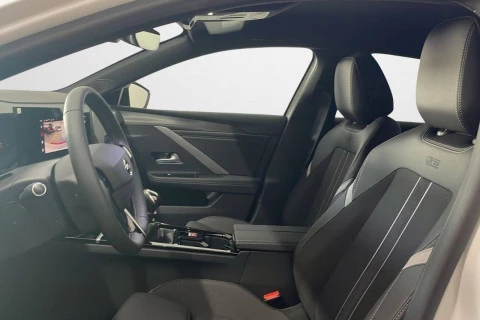 Opel Astra 1.2T XHT 96kW (130CV) GS