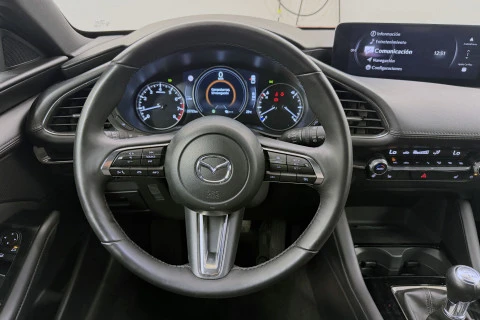 Mazda3 2.5L e-SKYACTIV G MHEV 103kW Centre-line
