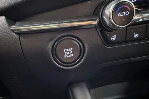 Mazda3 2.5L e-SKYACTIV G MHEV 103kW Centre-line
