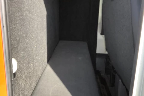 Peugeot Boxer 2.2 - 140 C.V. / FURGON TRANSPORTE DE CABALLOS