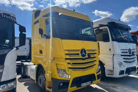 Mercedes-Benz Actros 1845 LS