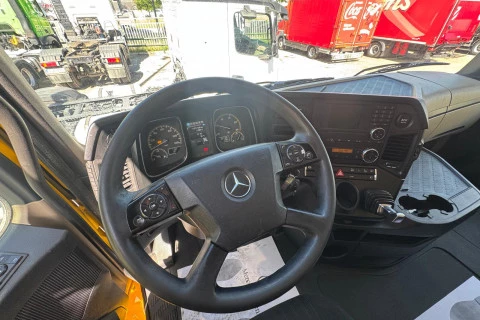 Mercedes-Benz Actros 1845 LS