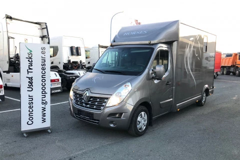 Renault Trucks Master 2.3 / para transporte de 2 caballos