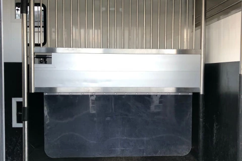 Renault Trucks Master 2.3 / para transporte de 2 caballos