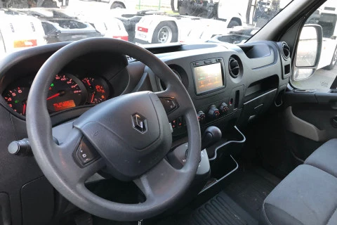 Renault Trucks Master 2.3 / para transporte de 2 caballos