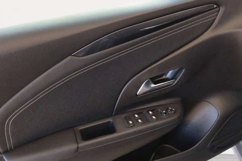 Opel Corsa 1.2 T XHL GS 74 kW (100 CV)