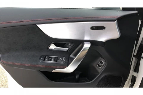 Mercedes-Benz CLA CLA 200 D DCT