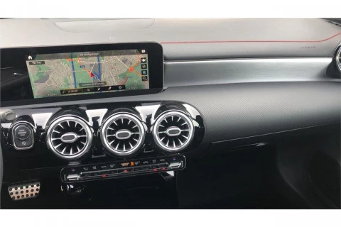 Mercedes-Benz CLA CLA 200 D DCT