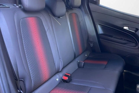 Alfa Romeo Junior Ibrida Speciale 107kW (145CV)