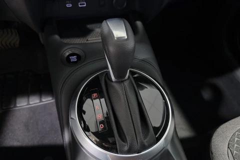 Nissan Juke DIG-T 84 kW (114 CV) DCT 7V N-Connecta