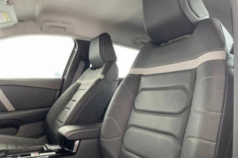 Citroën C4 PureTech 130 S&S 6v Shine