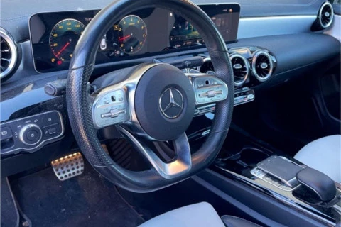 Mercedes-Benz CLA CLA 180