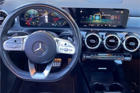 Mercedes-Benz CLA CLA 180