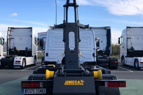 Mercedes-Benz Atego 1218 LNR + GANCHO PORTACONTENEDORES JIMECA 8 T. NUEVO