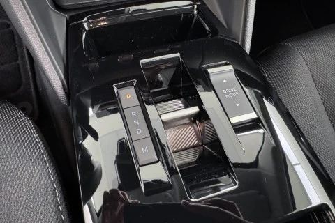 Citroën C4 Hybrid 145 ë-DCS6 Business Edition