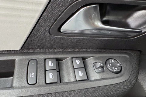 Citroën C4 Hybrid 145 ë-DCS6 Business Edition