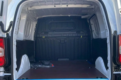 Peugeot Partner Standard 600kg BlueHDi 73kW