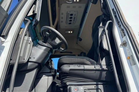 Mercedes-Benz Actros 1848 LS