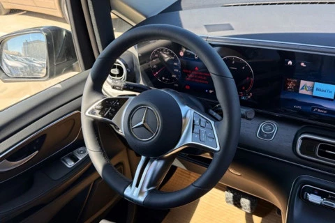 Mercedes-Benz Clase V 220 d Avantgarde Largo