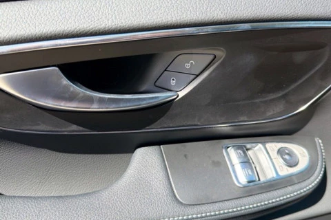 Mercedes-Benz Clase V 220 d Avantgarde Largo