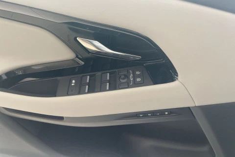 Land Rover Range Rover Evoque D163 MHEV S 4WD Auto 120 kW (163 CV)