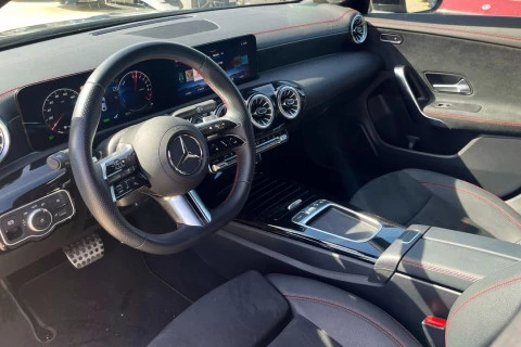 Mercedes-Benz CLA CLA 200 D DCT