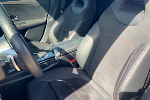 Mercedes-Benz CLA CLA 200 D DCT