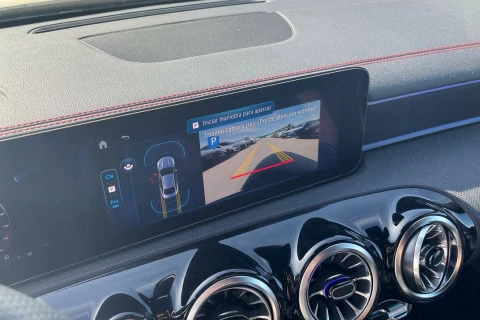 Mercedes-Benz CLA CLA 200 D DCT