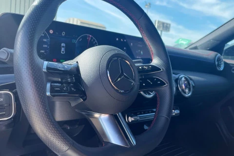 Mercedes-Benz CLA CLA 200 D DCT