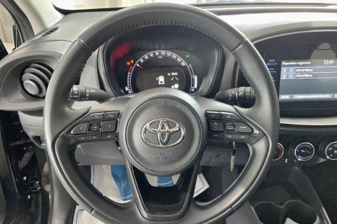 Toyota Aygo X Cross 1.0 VVT-I 72CV Play