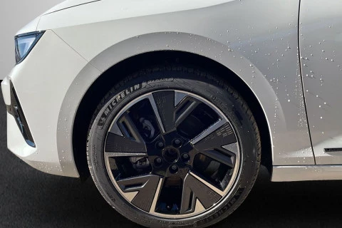 Opel Astra Electric 54kWh GS Auto