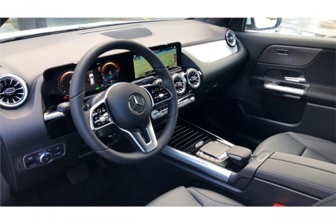 Mercedes-Benz GLA GLA 180