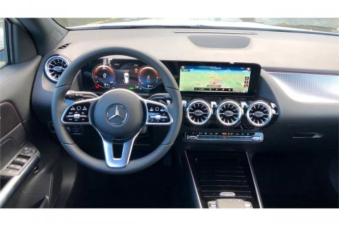 Mercedes-Benz GLA GLA 180